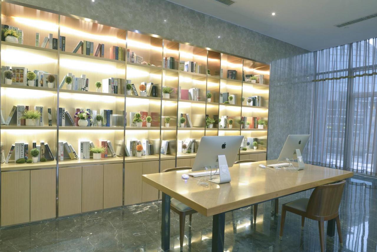 Holiday Inn Express - Jinan Exhibition Center, An Ihg Hotel Zewnętrze zdjęcie